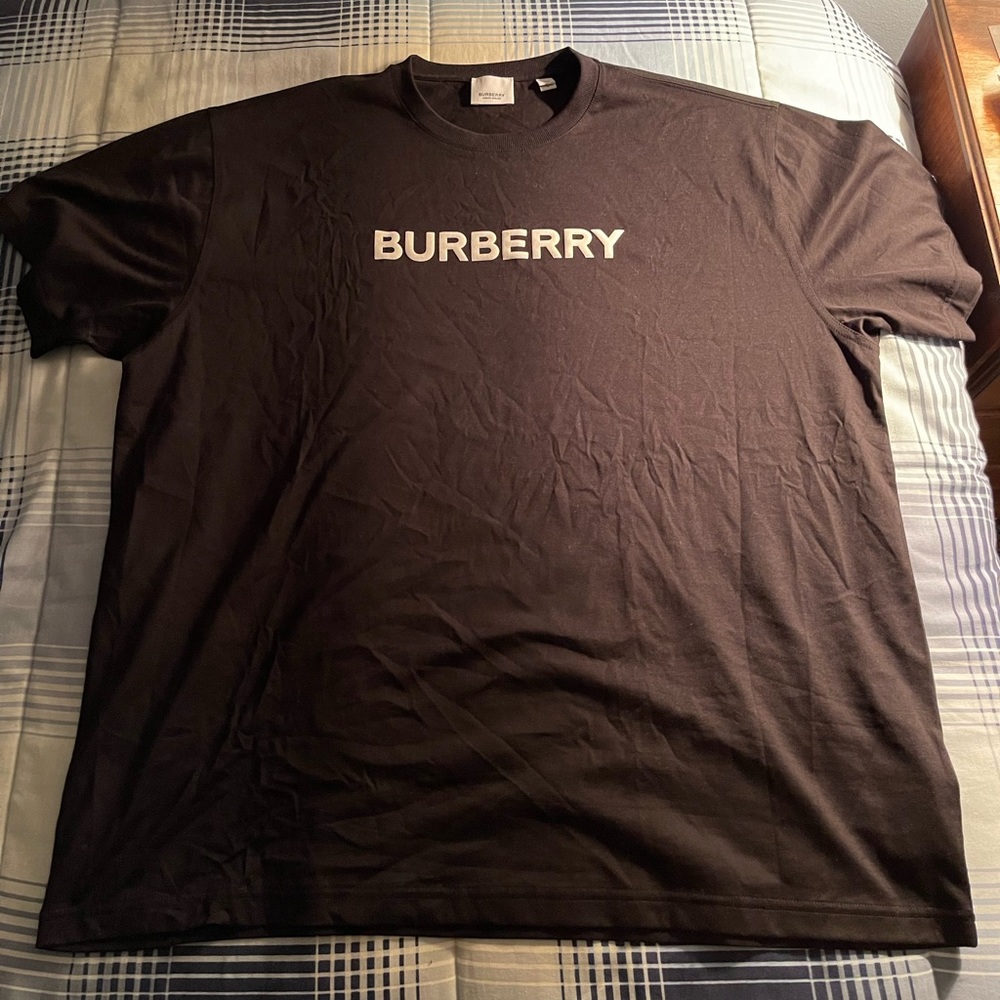 COPY - Brand New Burberry T-Shirt